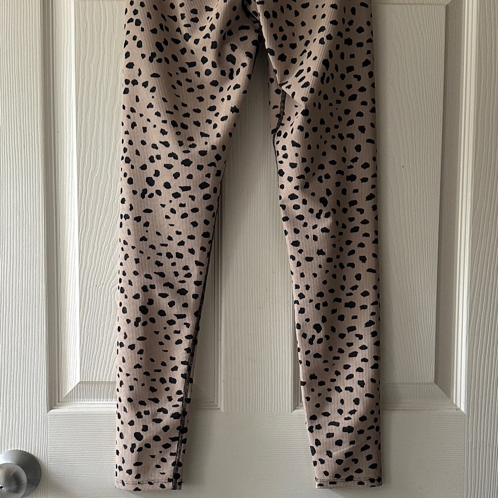 Beach Riot Leopard Ribbed Leggings Small - Picture 7 of 9